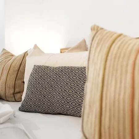 Albrechtshof アパートホテル