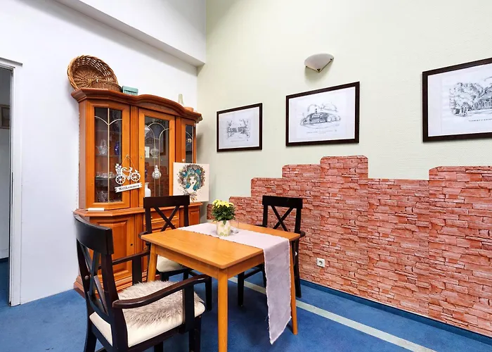 מלון דירות Albrechtshof 3*