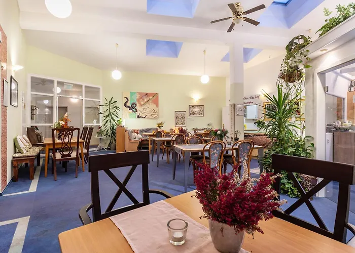 Albrechtshof מלון דירות 3*